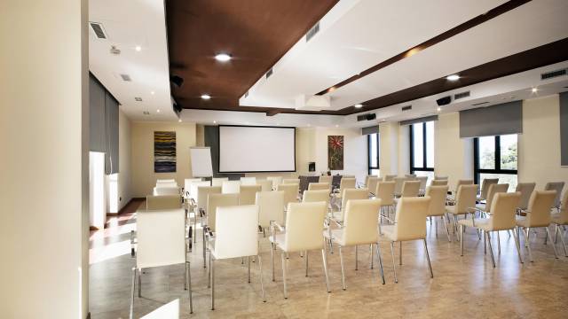 Villa--Mercede--HALLS--00001--Sale-Meeting-Frascati